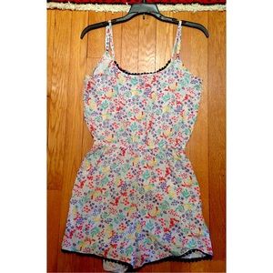 🚫SOLD🚫 Floral Romper