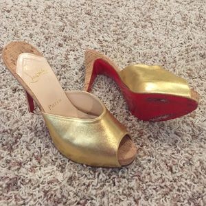 Christian Louboutin gold peep toe heels 39.5