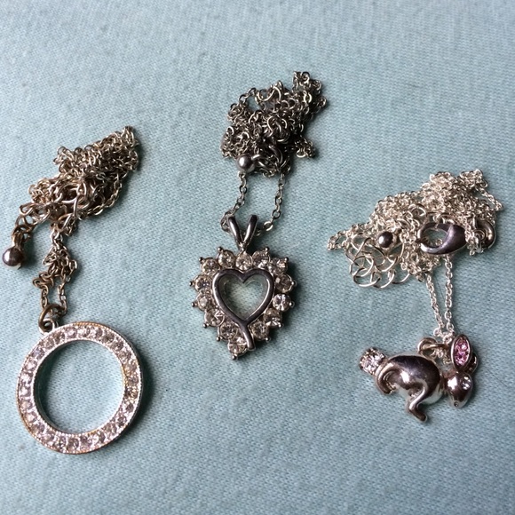 Necklaces - Picture 2 of 4