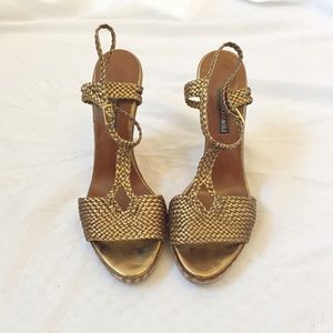 Bruno Magli Ronalee Gold Size 36.5/U.S. 6.5