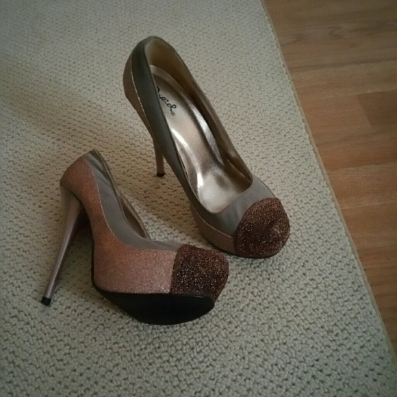 Sexy sparkling heels - Picture 3 of 3
