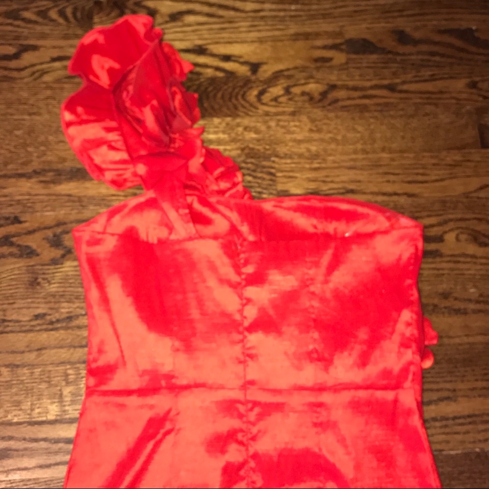 👗Red Swag Shoulder Cocktail Dress - Picture 4 of 8