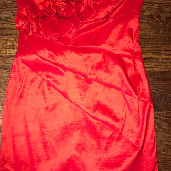 👗Red Swag Shoulder Cocktail Dress - Picture 3 of 8