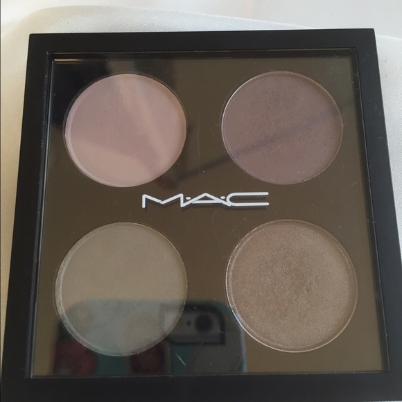 MAC eyeshadow x 4