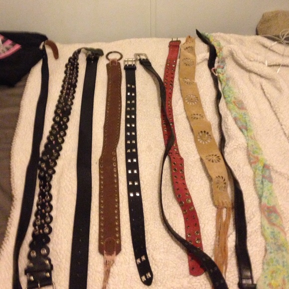 Gorgeous belt bundle - Picture 1 of 3