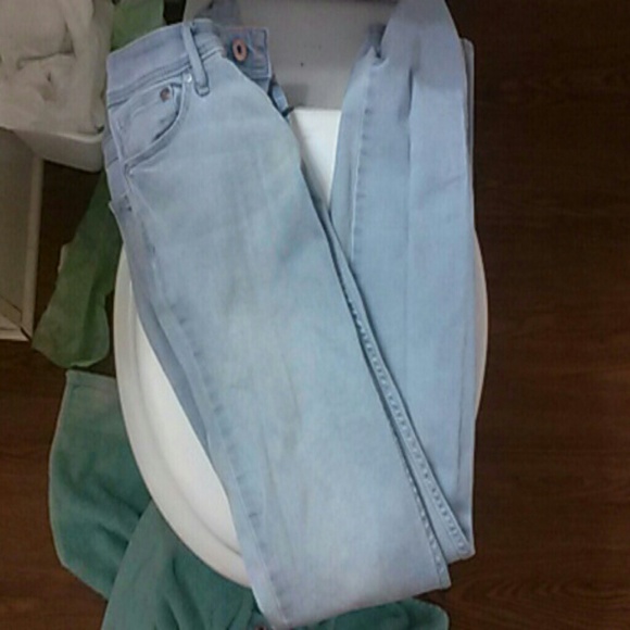 H&m light wash skinny jeans