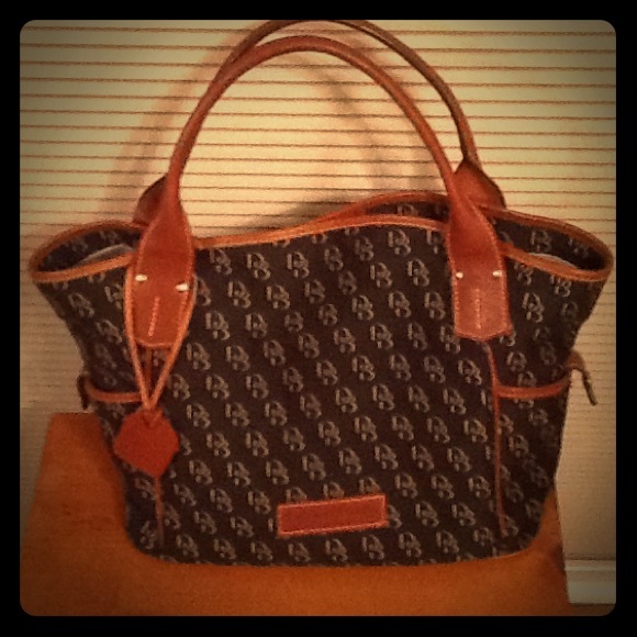 Dooney & Bourke purse!