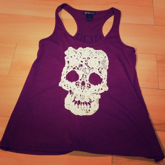 Dark violet skull tank. Size small