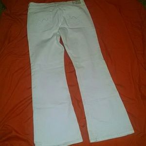 White Lei jeans
