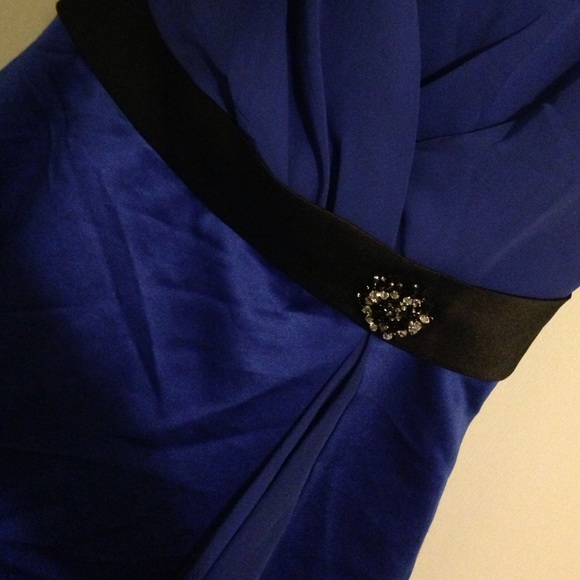 Brides mate dress or prom dress - Picture 3 of 4