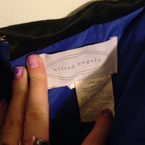 Brides mate dress or prom dress - Picture 4 of 4