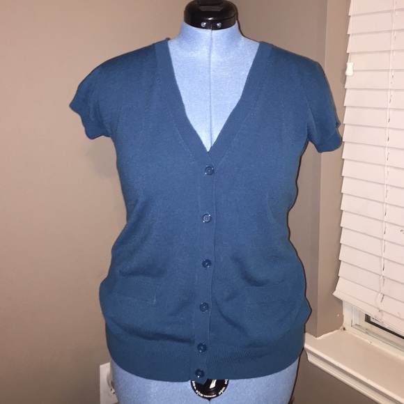 New York & Company Cardigan Sweater