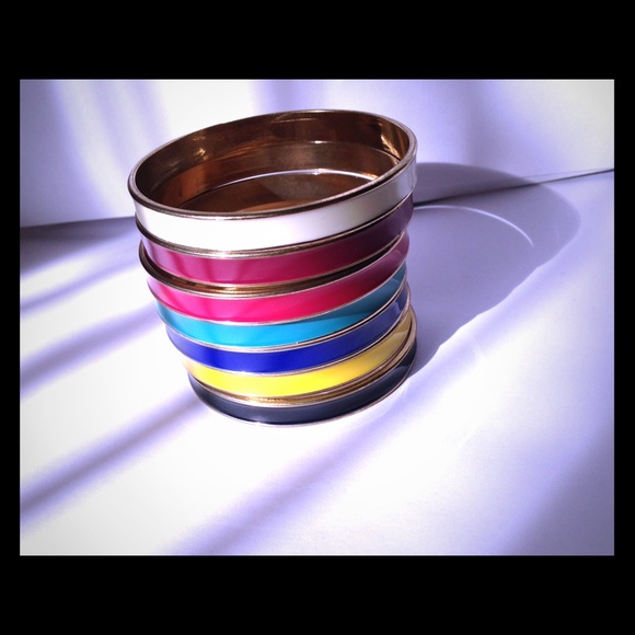Multi colored gold bangles