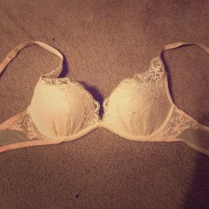 Victoria's Secret plunge bra w/convertible straps.