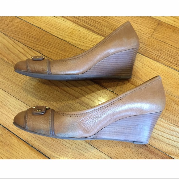 NO LONGER AVAILABLE Tory Burch Beige Wedges - Picture 2 of 4