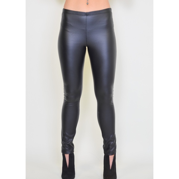 BLACK FAUX LEATHER LEGGINGS