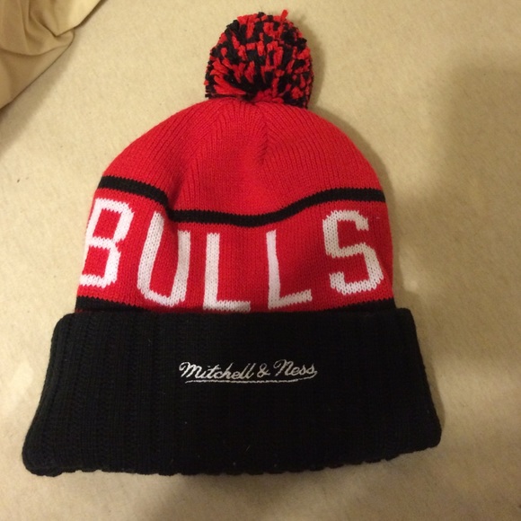 Chicago Bulls beanie ❤️ - Picture 2 of 2