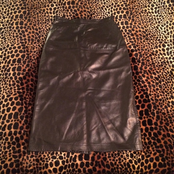 Genuine Leather Pencil Skirt - Picture 2 of 4