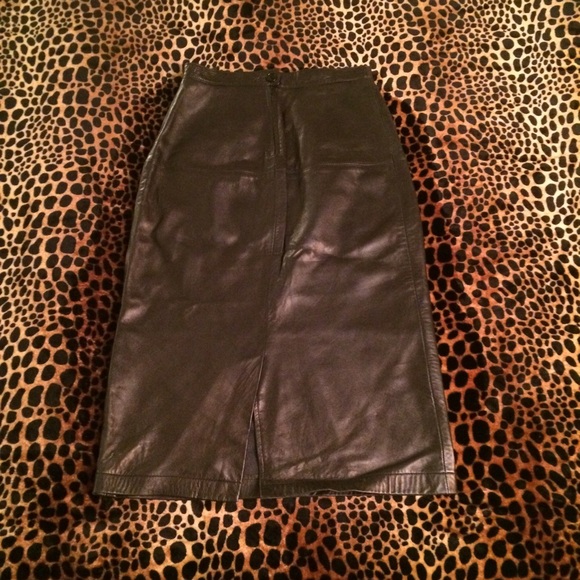 Genuine Leather Pencil Skirt - Picture 3 of 4