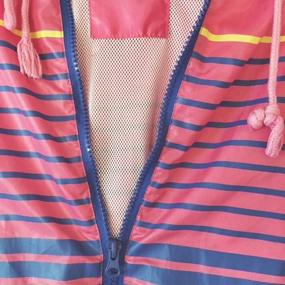 ❌SOLD❌ Sporty chic jogging jacket! - Picture 2 of 3