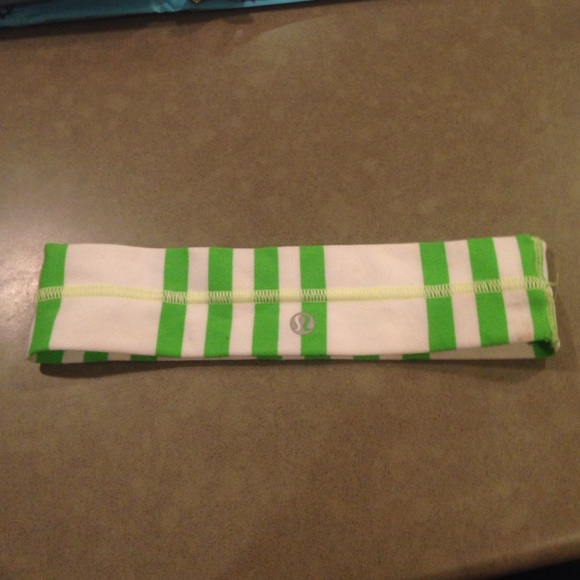 Lululemon headband