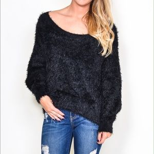 BLACK FUZZY KNIT SWEATER