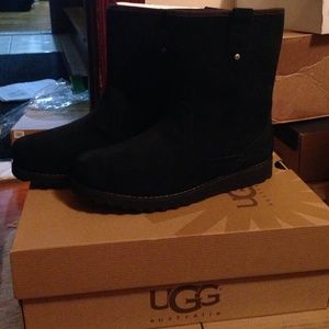 Ugg leather/suede boots