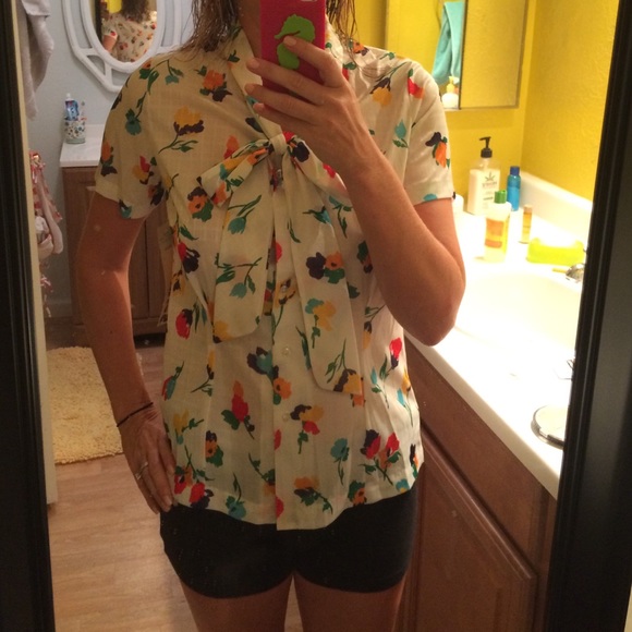 Vintage floral secretary blouse - Picture 4 of 4