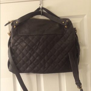 Urban Expressions Quilted Messenger/Laptop Bag