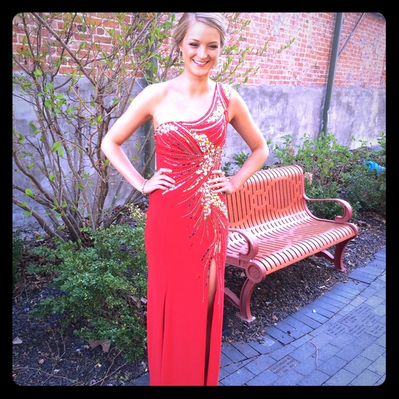 prom dress - Picture 1 of 1