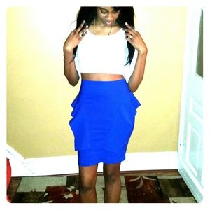 ❎SOLD❎Royal Blue Skirt w/ ruffle detail