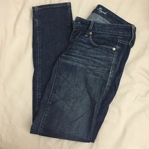 American Eagle dark wash skinny jeans