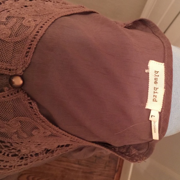 Top - Picture 4 of 4