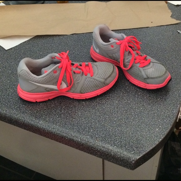 SALE Nike Grey & pink/orange womens running shoes - Picture 1 of 1