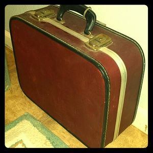 Cute vintage suitcase