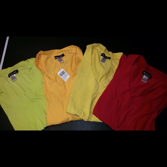 WetSeal T-shirt and Yoshi Bundle