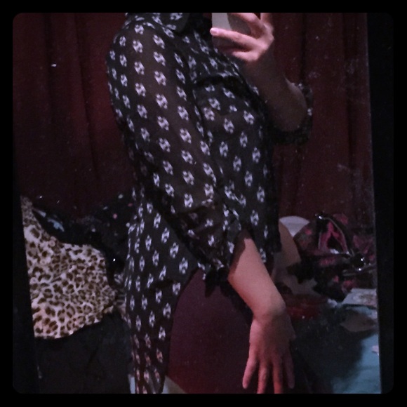 Tops - ⛔️SOLD⛔️Lo Hi Sheer Top