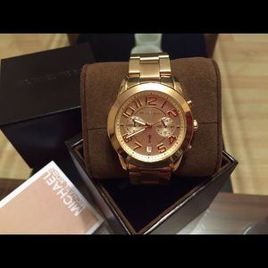 For sale.💯% Authentic Ladies watch.