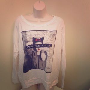 Cute white forever young shirt!