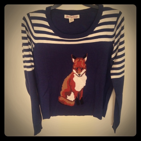 Navy blue Fox sweater shirt