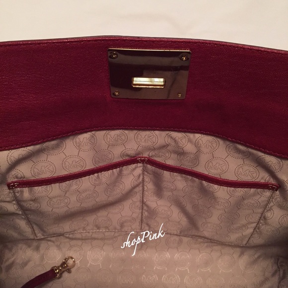 Authentic Michael Kors Handbag - Picture 4 of 4