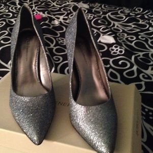 BCBG Generation heels