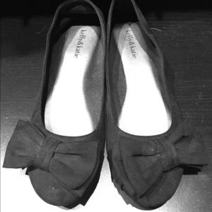Black bow flats