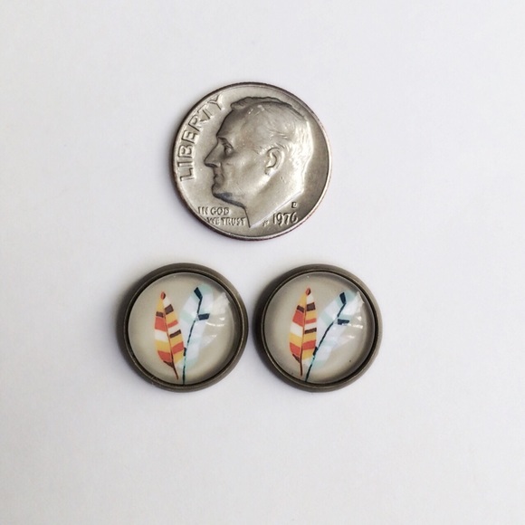 3 for 15🎀 bronze tone feather earrings - Picture 4 of 6