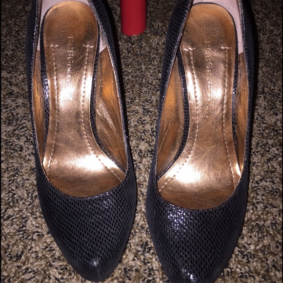 Black heels