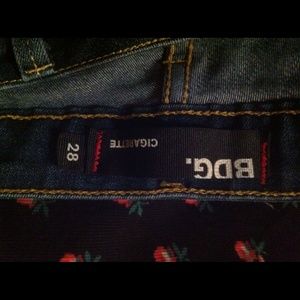 BDG jeans size 28
