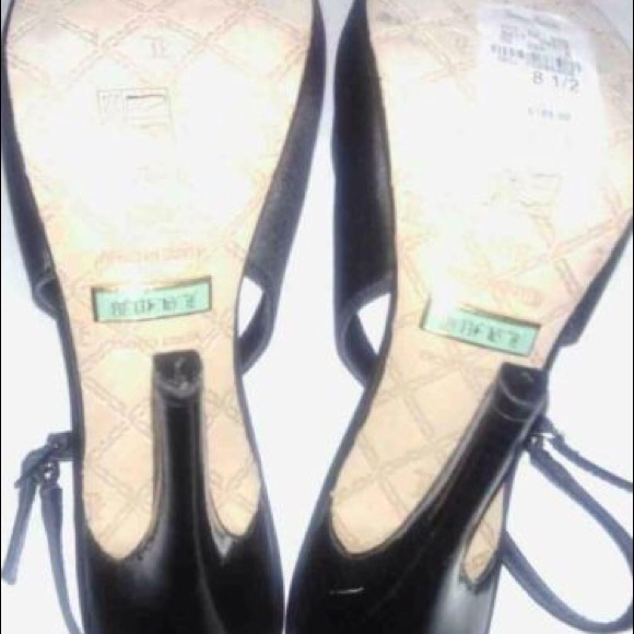 *****S O L D*****L.A.M.B. Black Satin Peep Toe 8.5 - Picture 4 of 4