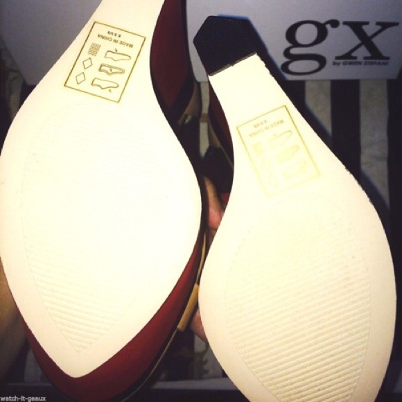 *SOLD**GX by Gwen S. Red-Black Platform Heels 8.5 - Picture 4 of 4