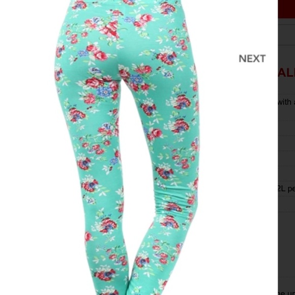NWT Floral Leggings Only left in Fuchsia. - Picture 3 of 3