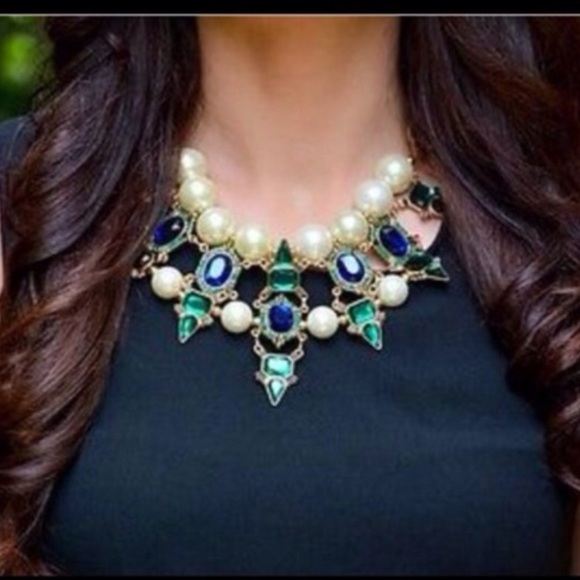 💙Pearl and Jeweled Statement Necklace 💚HP💙 - Picture 4 of 4